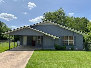 100 Lynn Lane, Mount Vernon, TX 75457