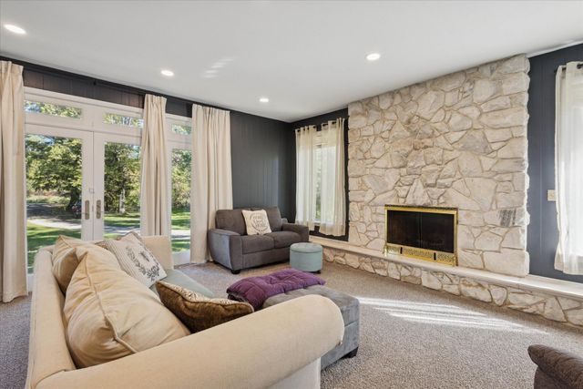 3090 Burn Lynd Street, Howard Twp, MI 49120