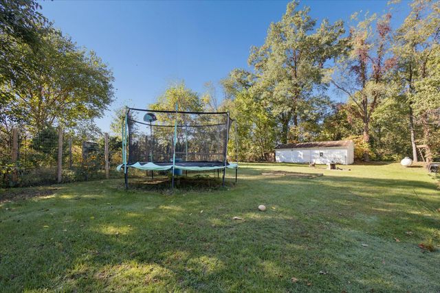 3090 Burn Lynd Street, Howard Twp, MI 49120