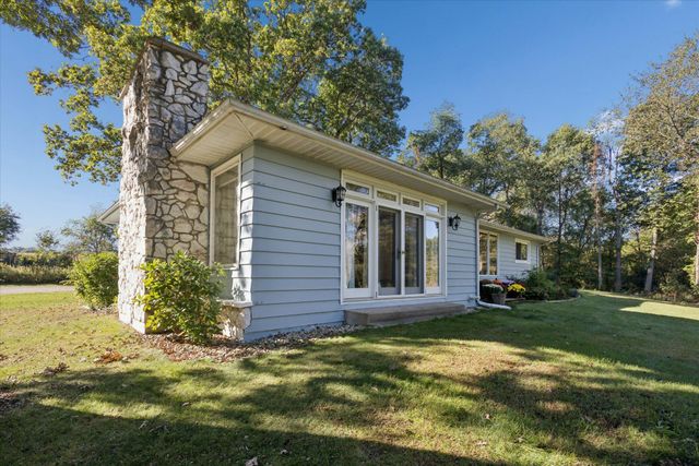 3090 Burn Lynd Street, Howard Twp, MI 49120