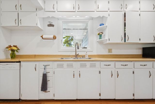 3090 Burn Lynd Street, Howard Twp, MI 49120