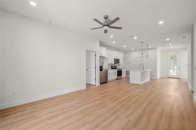 144 11TH AVENUE, Osteen, FL 32764