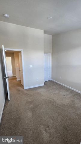 6634 BARTRAMS FOREST LN, Haymarket, VA 20169