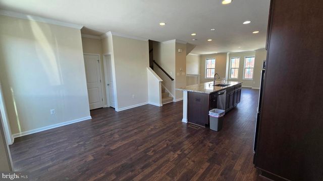 6634 BARTRAMS FOREST LN, Haymarket, VA 20169