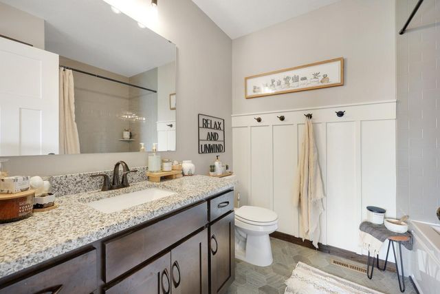 3569 Norway Drive S, Cambridge, MN 55008