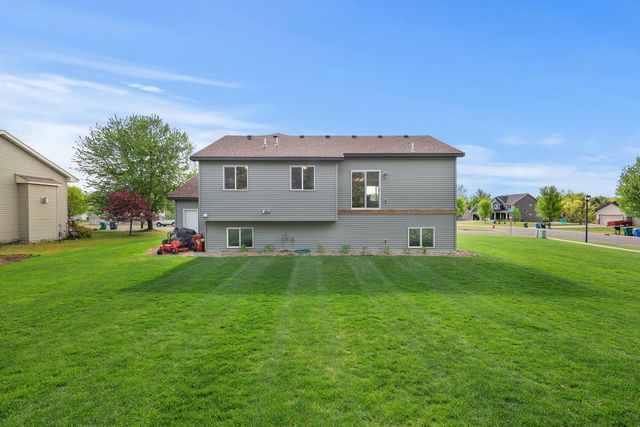 3569 Norway Drive S, Cambridge, MN 55008