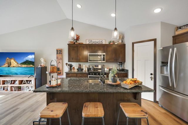 3569 Norway Drive S, Cambridge, MN 55008