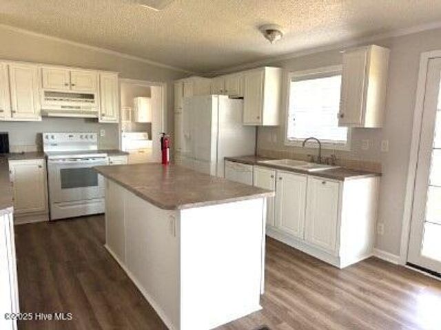 1537 Belangia Road, Havelock, NC 28532