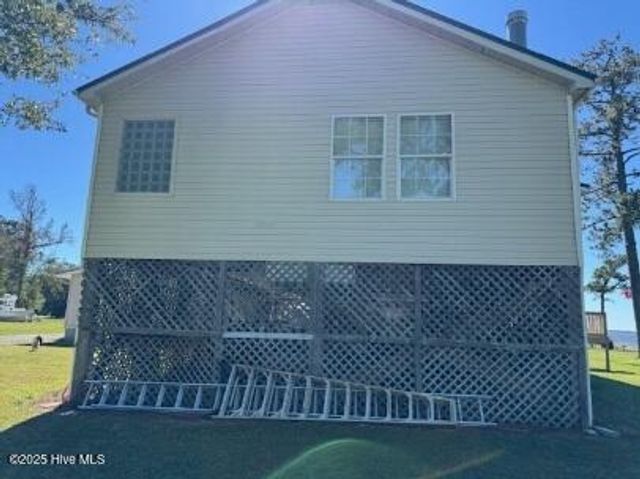 1537 Belangia Road, Havelock, NC 28532