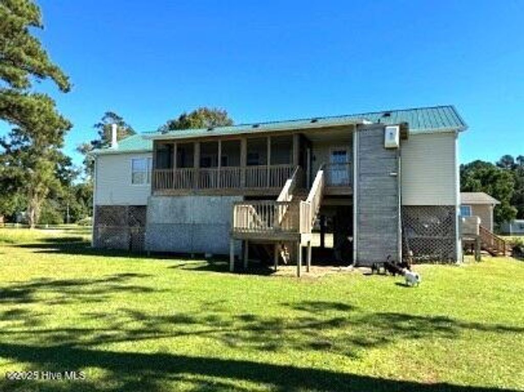 1537 Belangia Road, Havelock, NC 28532