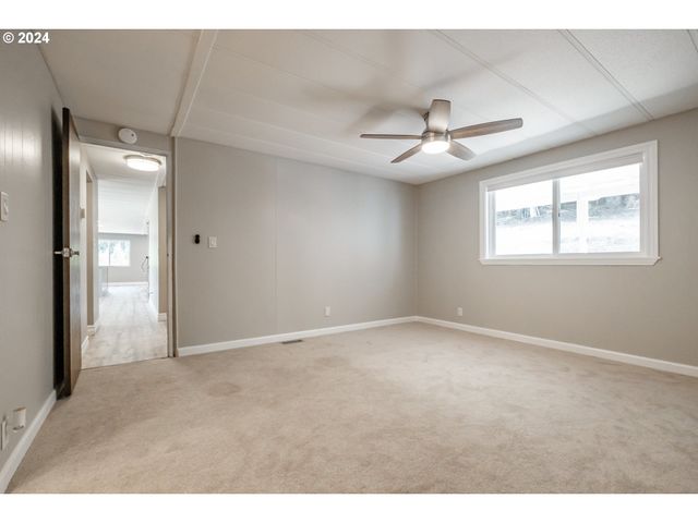 38611 CENTURY Dr, Albany, OR 97322