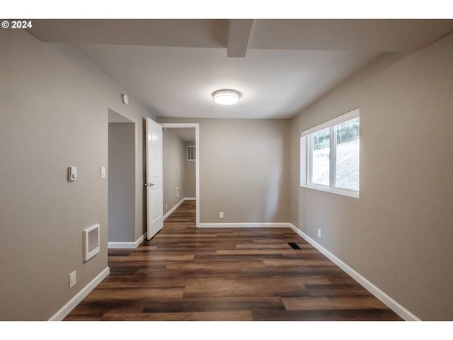 38611 CENTURY Dr, Albany, OR 97322