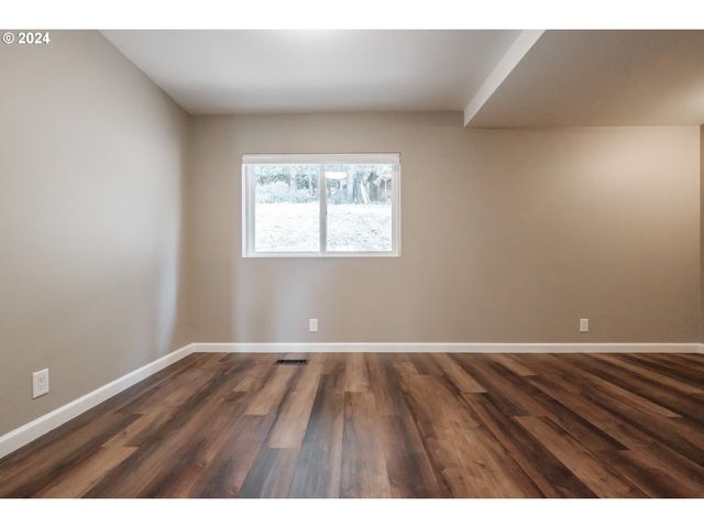 38611 CENTURY Dr, Albany, OR 97322