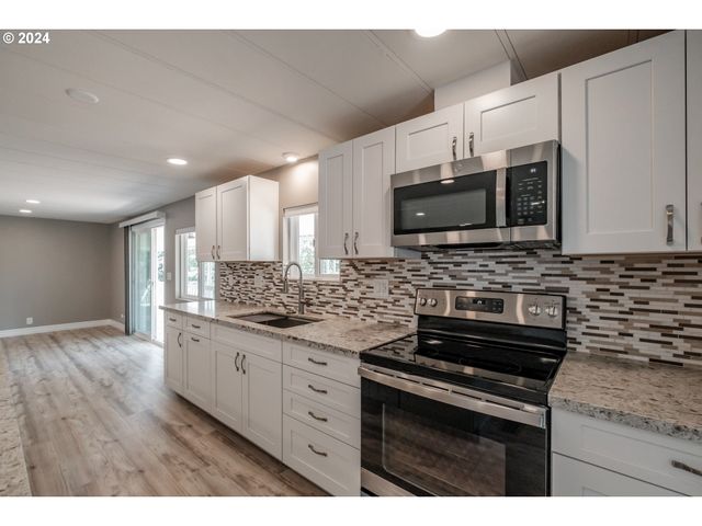 38611 CENTURY Dr, Albany, OR 97322