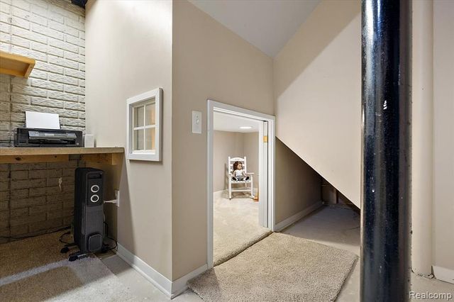 328 Franklin Lake Circle, Oxford, MI 48371