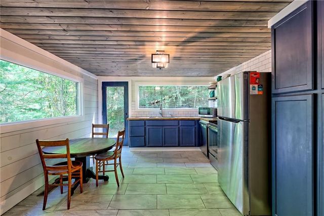 331 Duggan Hill Drive, Clayton, GA 30525