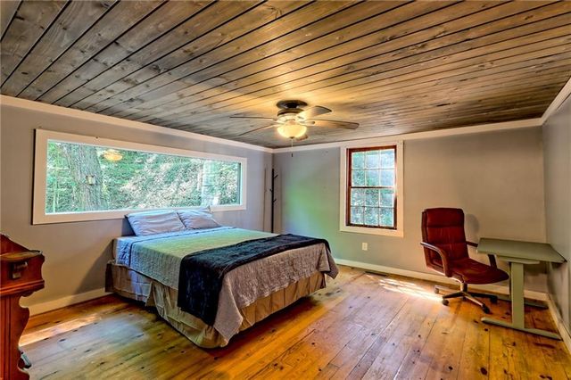 331 Duggan Hill Drive, Clayton, GA 30525