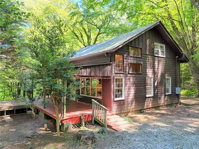 331 Duggan Hill Drive, Clayton, GA 30525