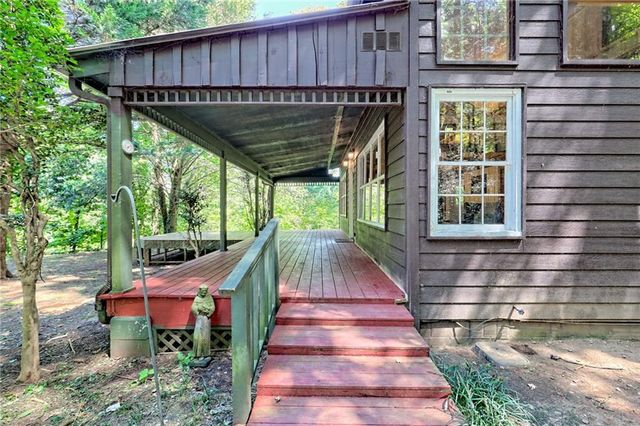 331 Duggan Hill Drive, Clayton, GA 30525