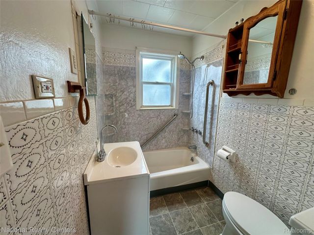 3291 Drexel Avenue, Genesee Charter Township, MI 48506