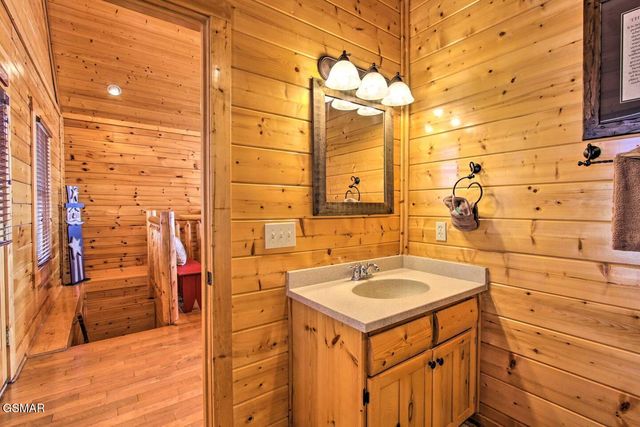 2310 Top Of The World Drive, Sevierville, TN 37876