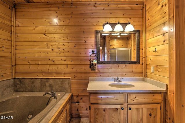 2310 Top Of The World Drive, Sevierville, TN 37876