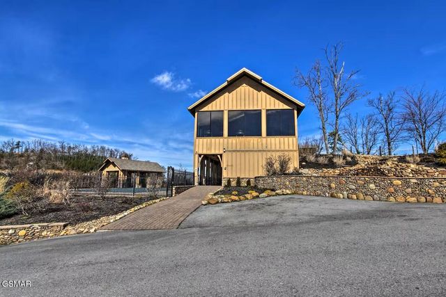2310 Top Of The World Drive, Sevierville, TN 37876