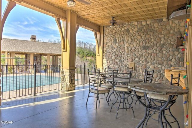 2310 Top Of The World Drive, Sevierville, TN 37876