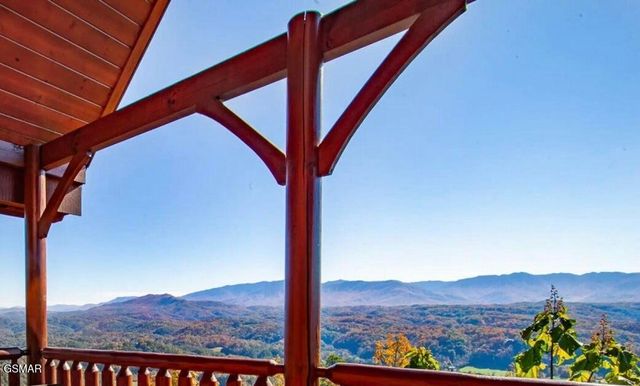 2310 Top Of The World Drive, Sevierville, TN 37876