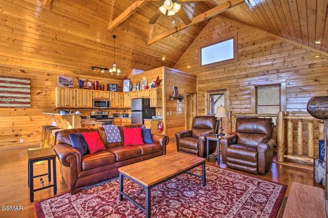 2310 Top Of The World Drive, Sevierville, TN 37876