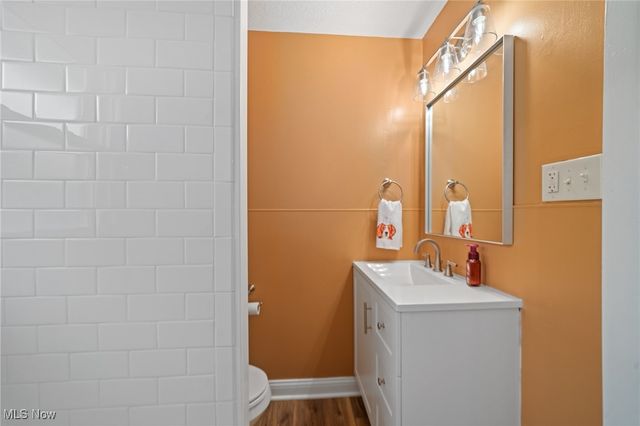 544 Dennison Avenue, Akron, OH 44312