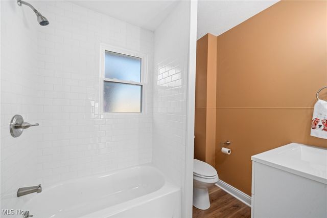 544 Dennison Avenue, Akron, OH 44312