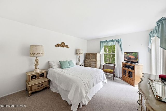 212 Timberlake Drive, Manahawkin, NJ 08050