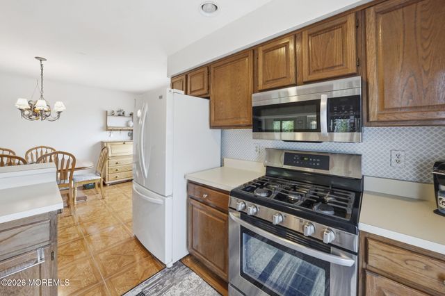 212 Timberlake Drive, Manahawkin, NJ 08050