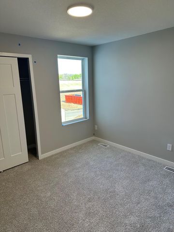 6283 Ivywood Avenue S, Cottage Grove, MN 55016