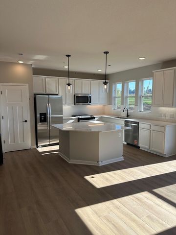 6283 Ivywood Avenue S, Cottage Grove, MN 55016