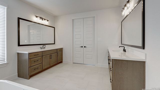 23 Enia Circle, San Antonio, TX 78257