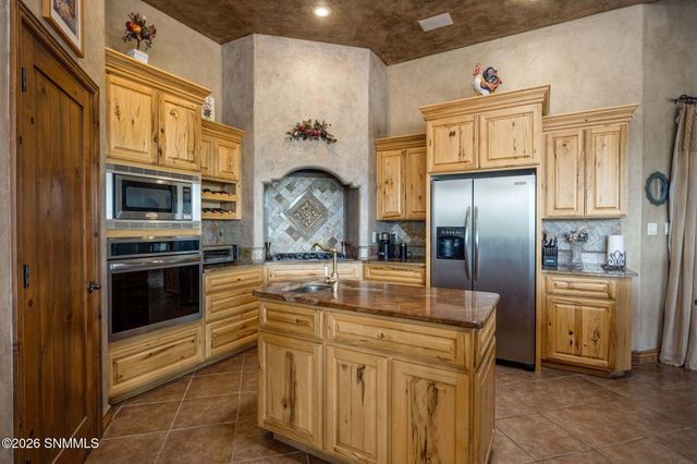 550 Sandy Beach Road, Las Cruces, NM 88005