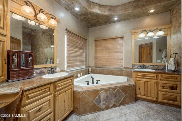 550 Sandy Beach Road, Las Cruces, NM 88005