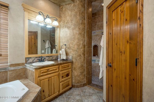 550 Sandy Beach Road, Las Cruces, NM 88005