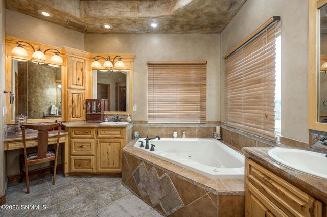 550 Sandy Beach Road, Las Cruces, NM 88005