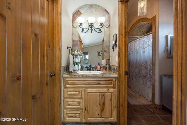 550 Sandy Beach Road, Las Cruces, NM 88005