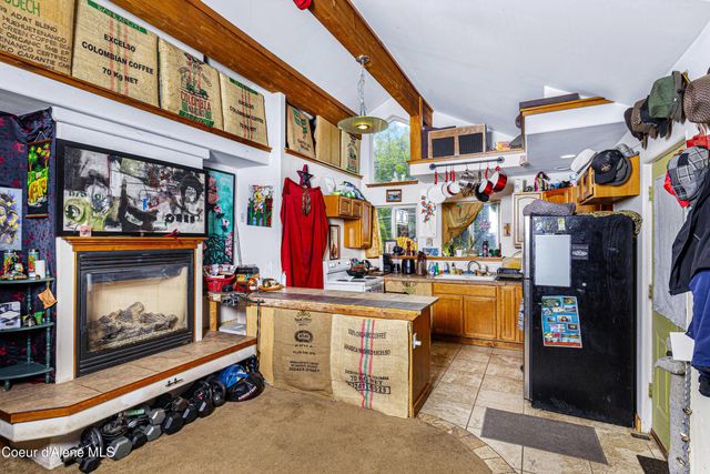 913 Cedar St, Sandpoint, ID 83864
