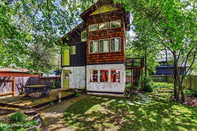 913 Cedar St, Sandpoint, ID 83864