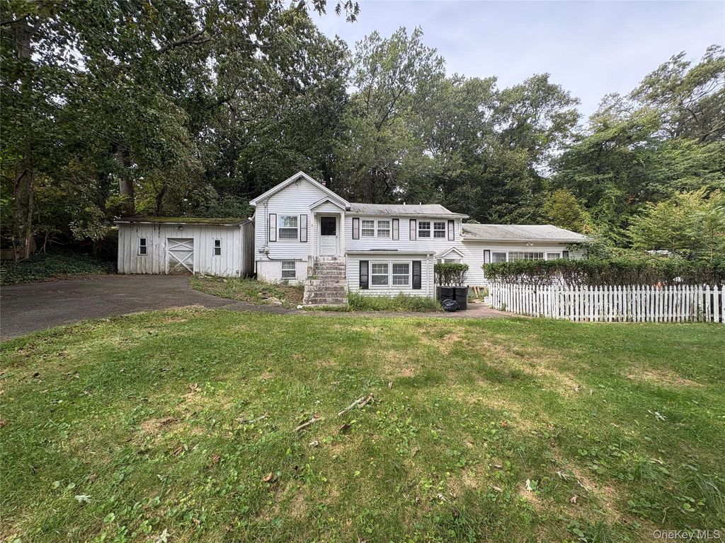 27 Shady Lane, Huntington, NY 11743 — exterior