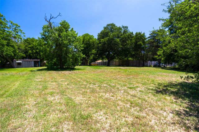 TBD Crockett Street, Brenham, TX 77833
