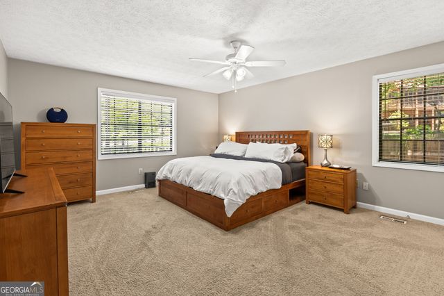389 Saint Albans Court SW, Mableton, GA 30126