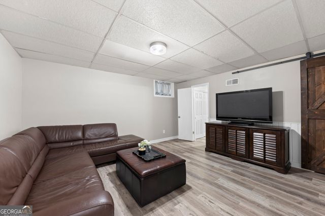 389 Saint Albans Court SW, Mableton, GA 30126