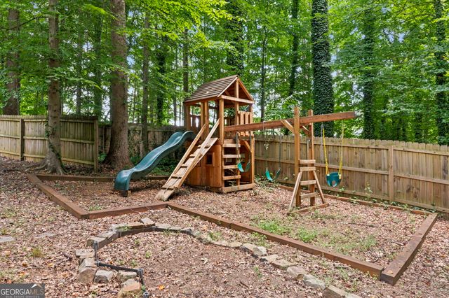 389 Saint Albans Court SW, Mableton, GA 30126