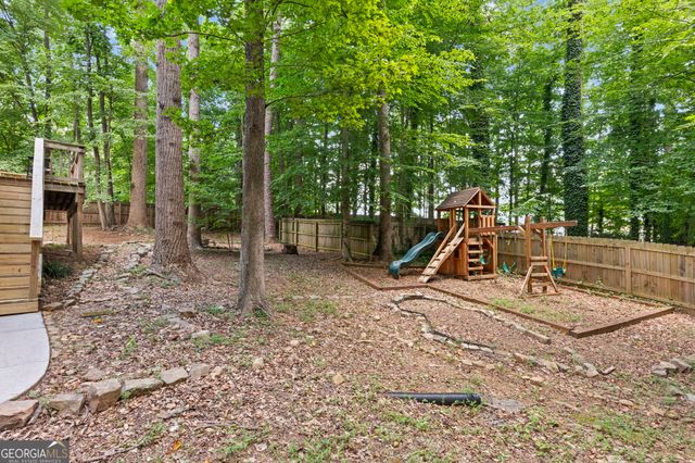 389 Saint Albans Court SW, Mableton, GA 30126